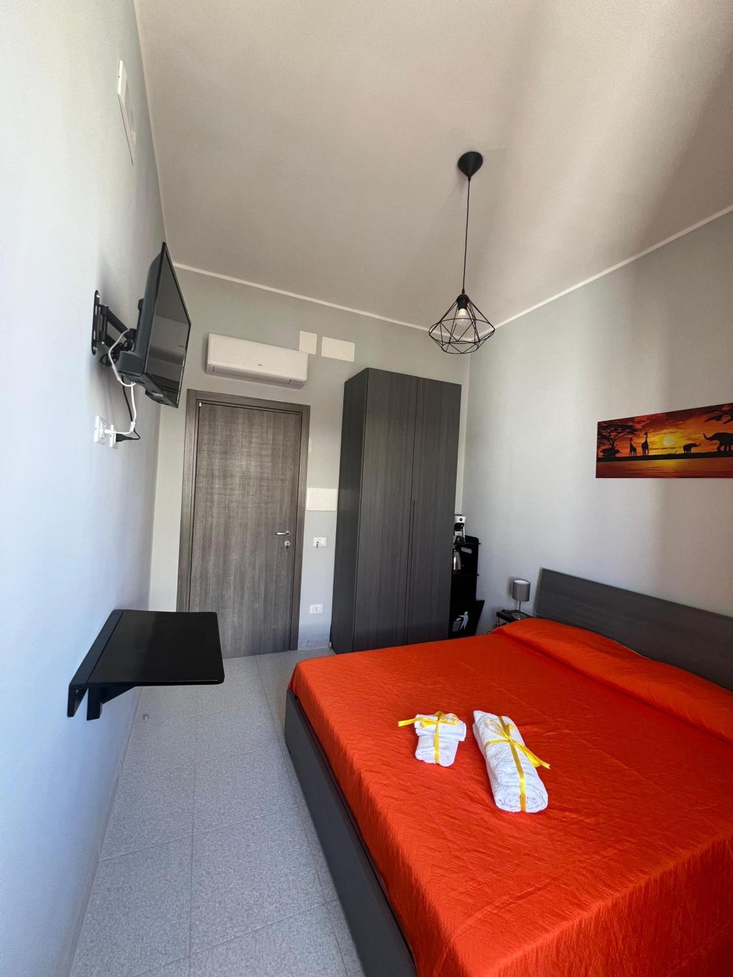 Settetrequattro Rooms Сиракузы Экстерьер фото