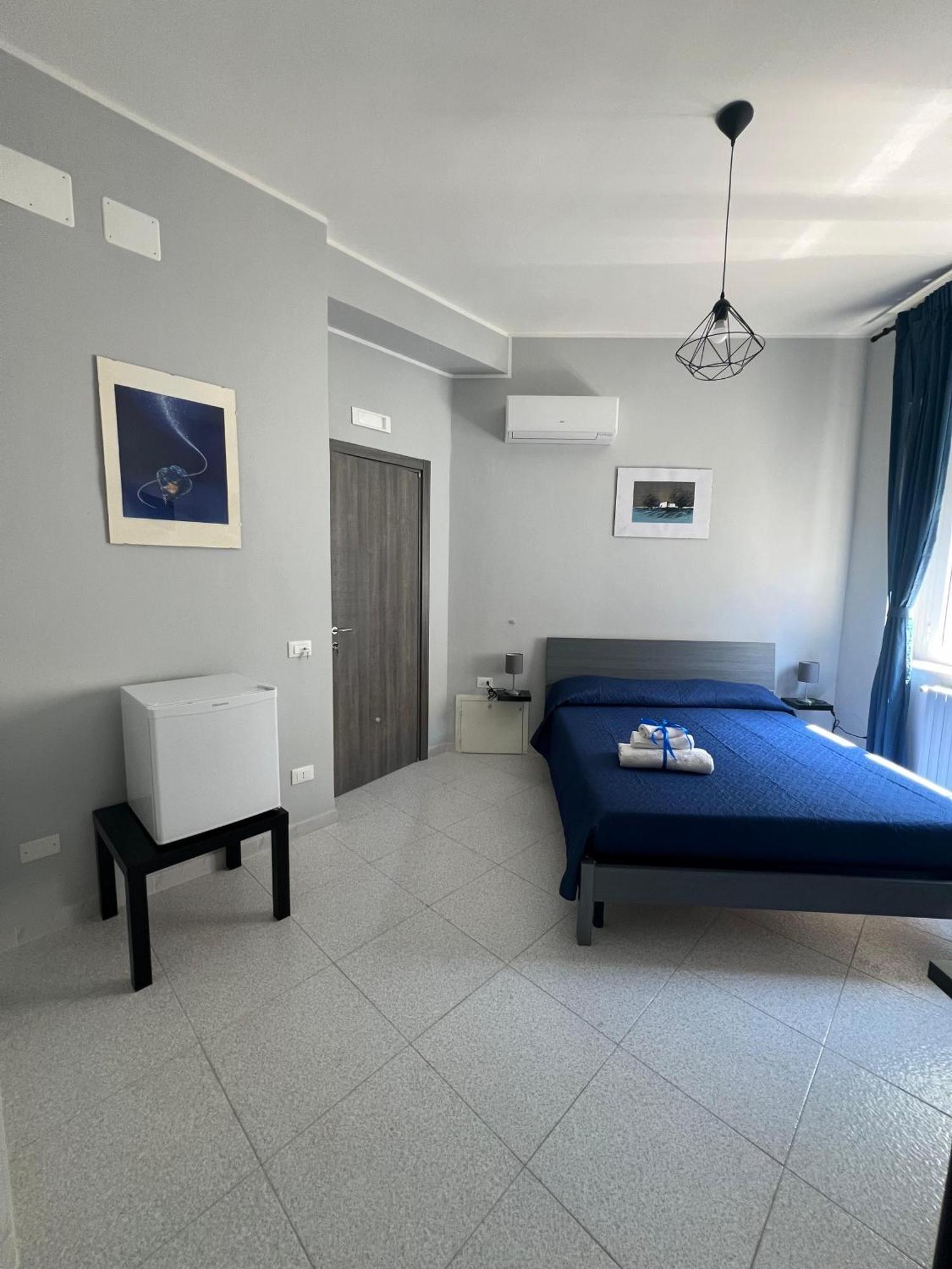 Settetrequattro Rooms Сиракузы Экстерьер фото